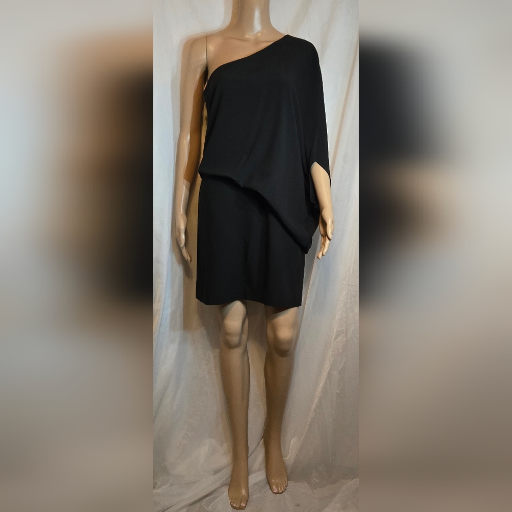 Halston Heritage Classic Black Attire
